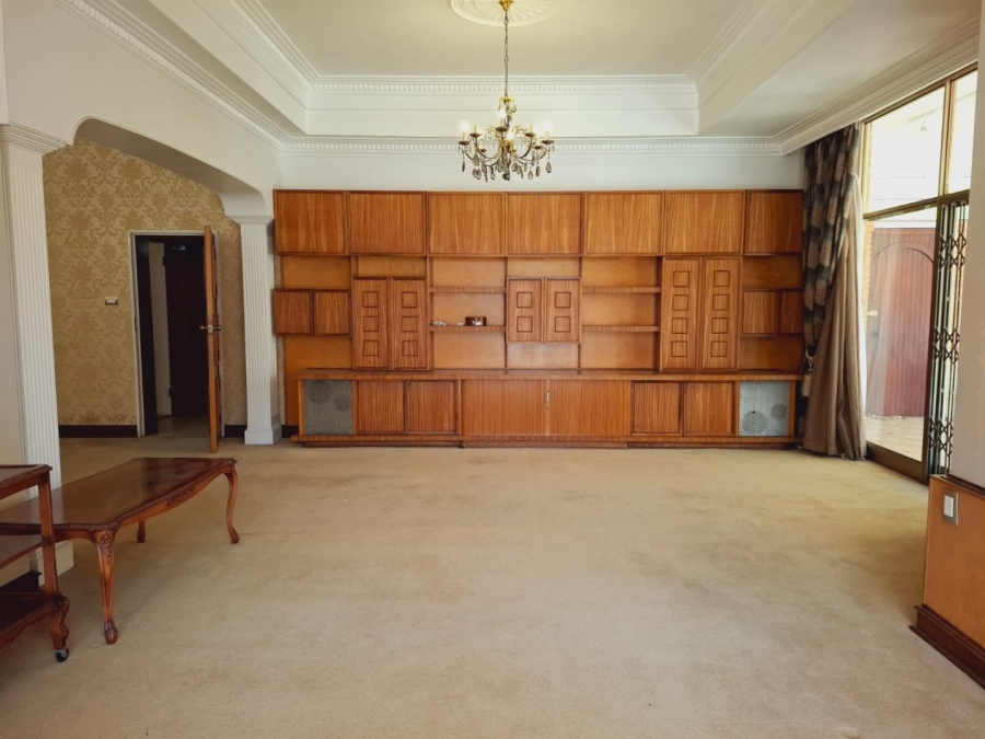 5 Bedroom Property for Sale in Dan Pienaar Free State
